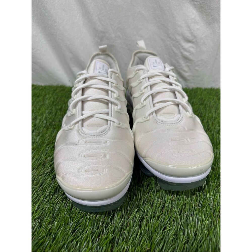 Nike White VaporMax Plus Athletic Shoes - Picture 2 of 8